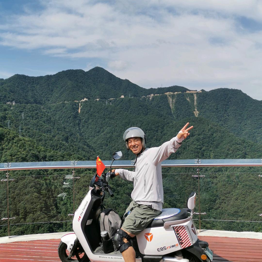 黄山茶农老吴