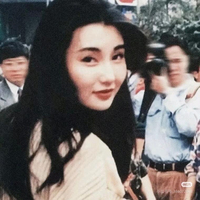 今天尹亚男开心了吗