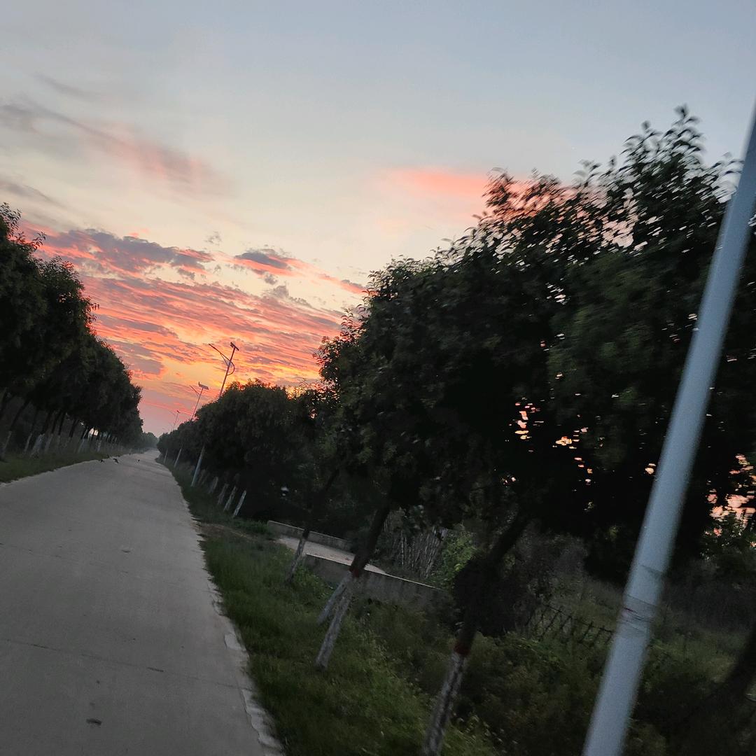 🧚🏿‍♂️纯属好色🧚🏿‍♂️