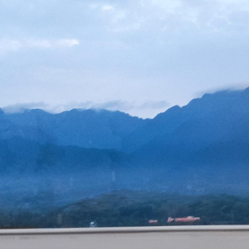 看热闹不嫌事大