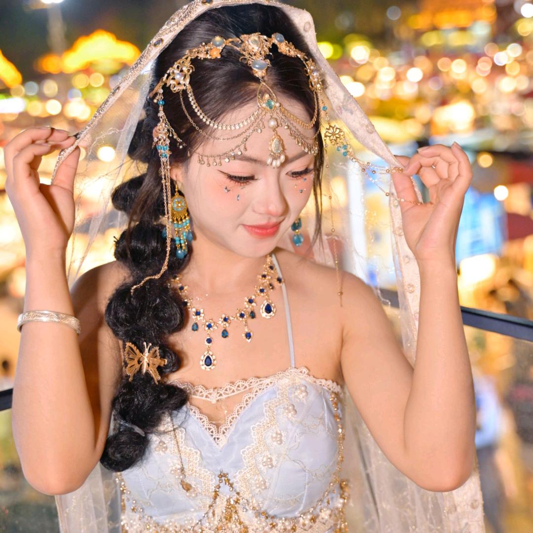 静静🏵️