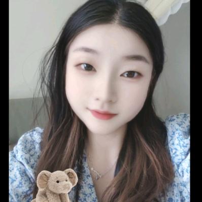love穿搭潘潘
