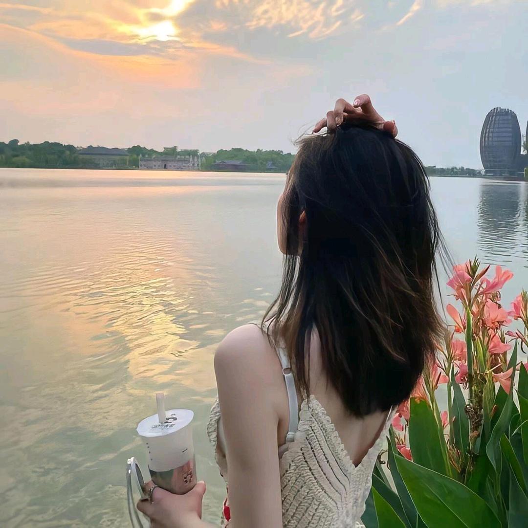 布灵布灵🌸