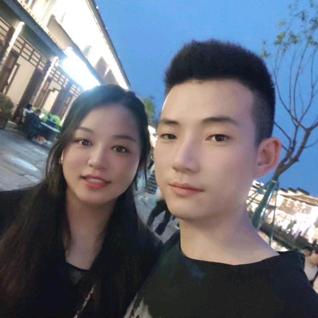 马克卡其