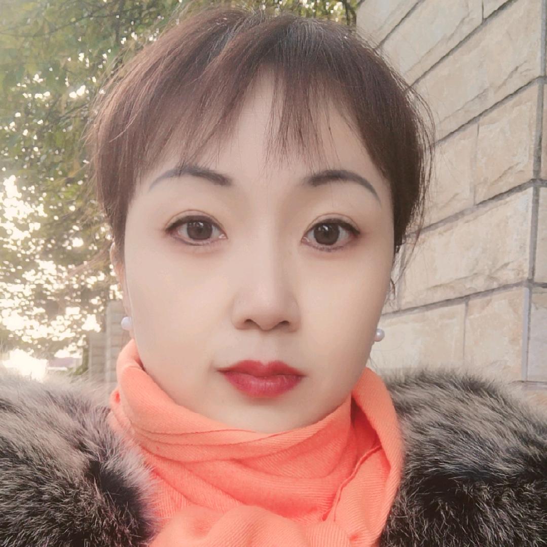 小何🎉
