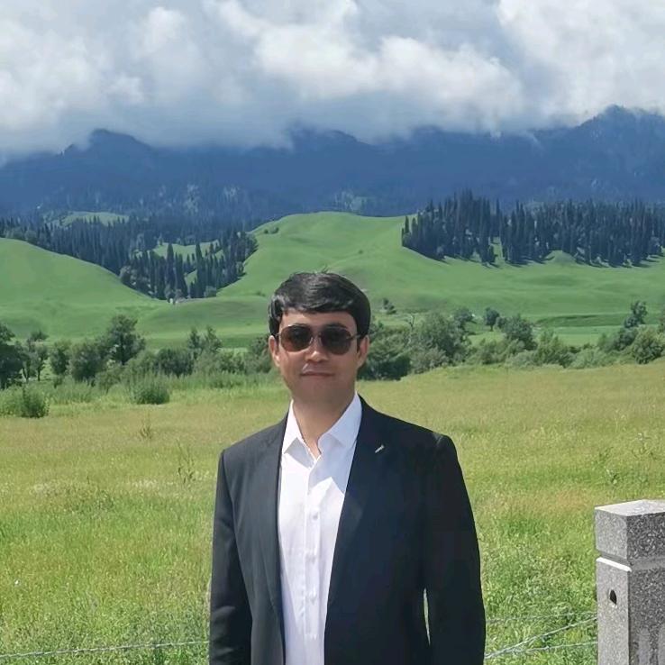 BAY YIGIT 服装店