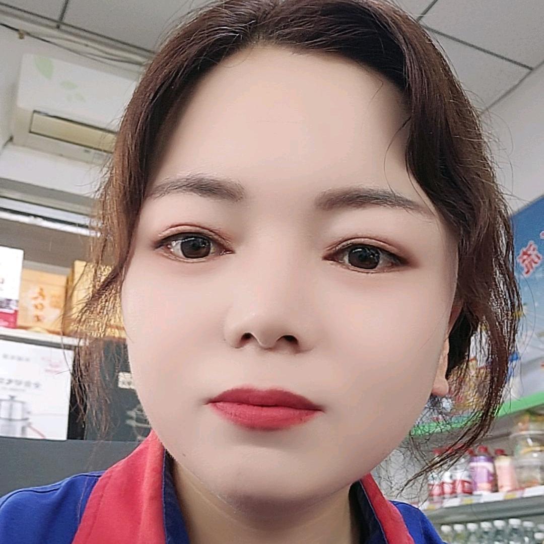 玲玲，