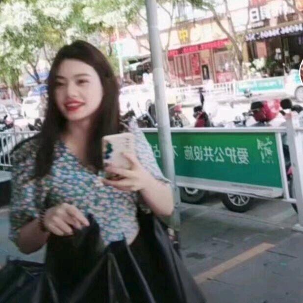 $静静