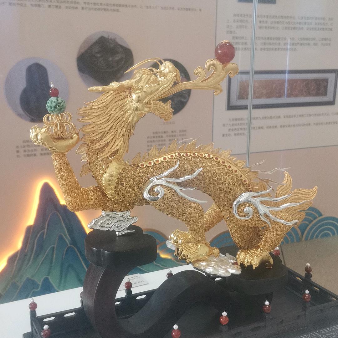 用户6173587468159