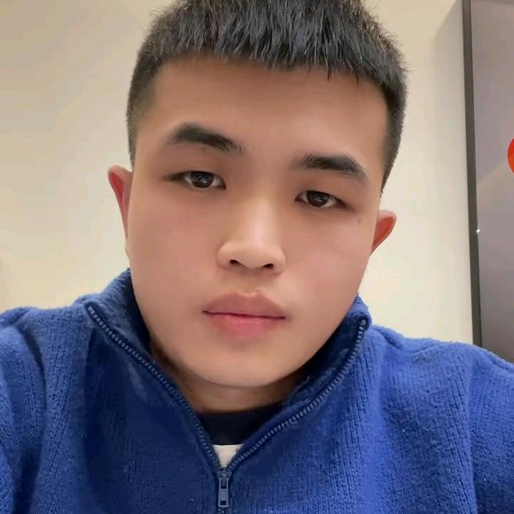 老巴斗说车 小虎哥