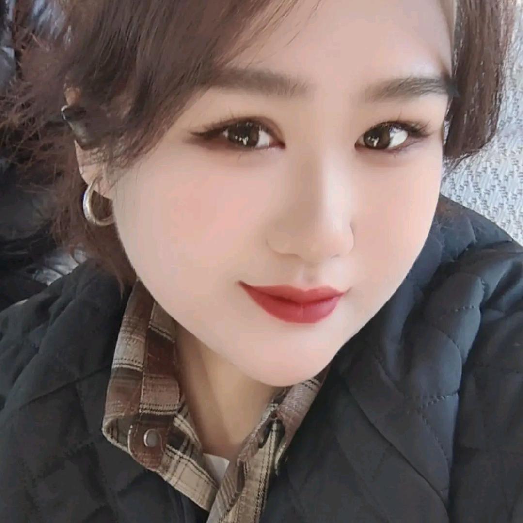 小小小小妮儿
