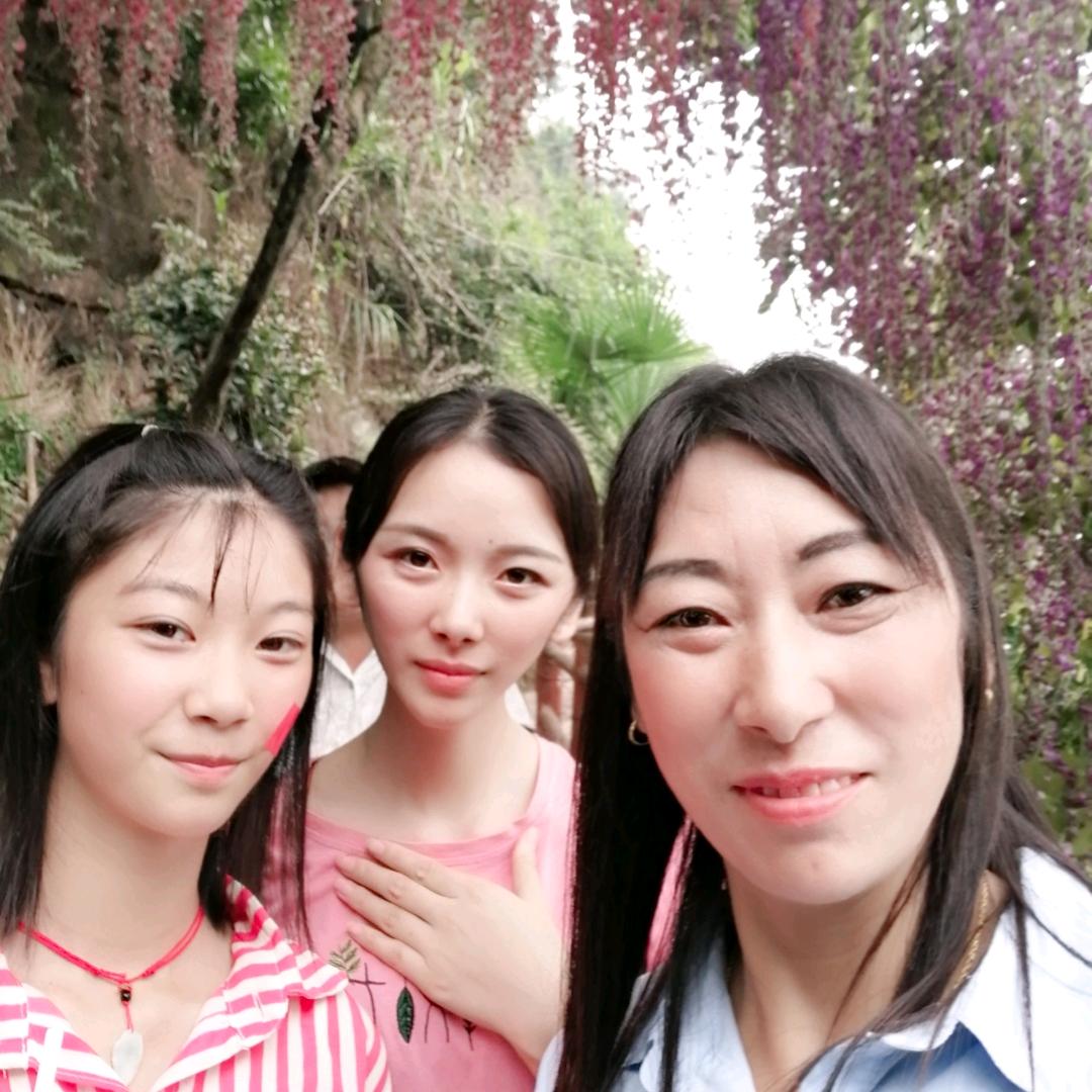 70后架子工大姐⺌月