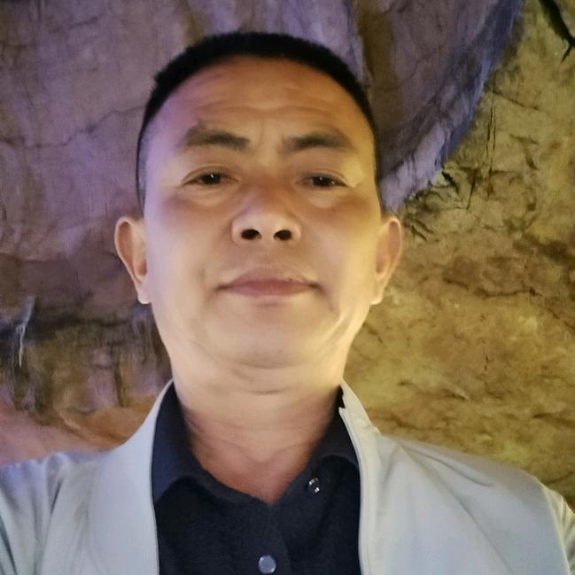 龙国宾单身汉