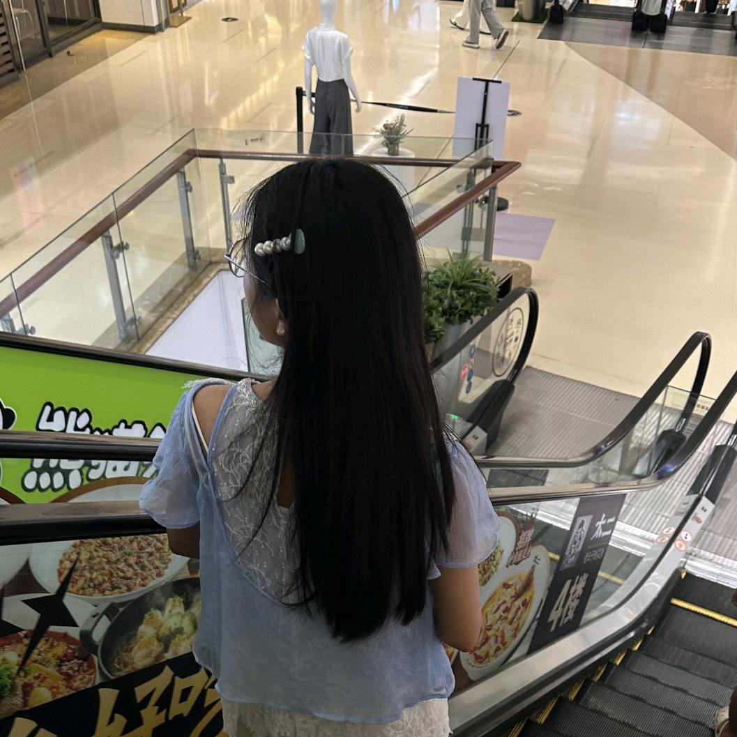 小桃子。