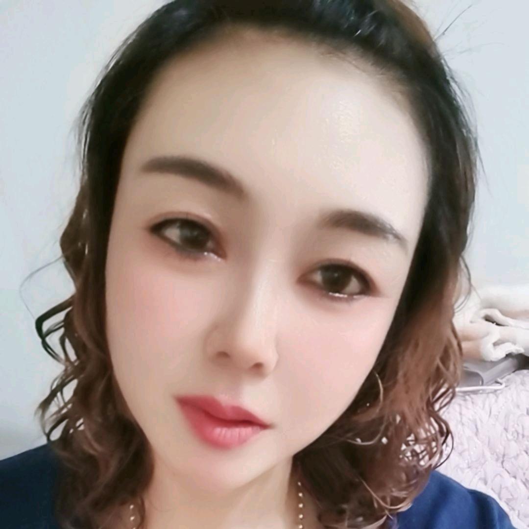 大美女，