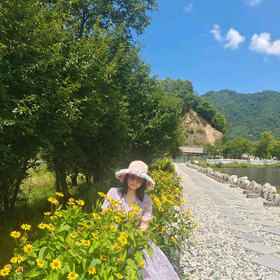 ☀️君子兰