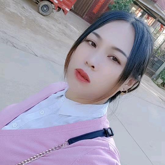 云南小妹天天开心🍓🍓🍓🍓