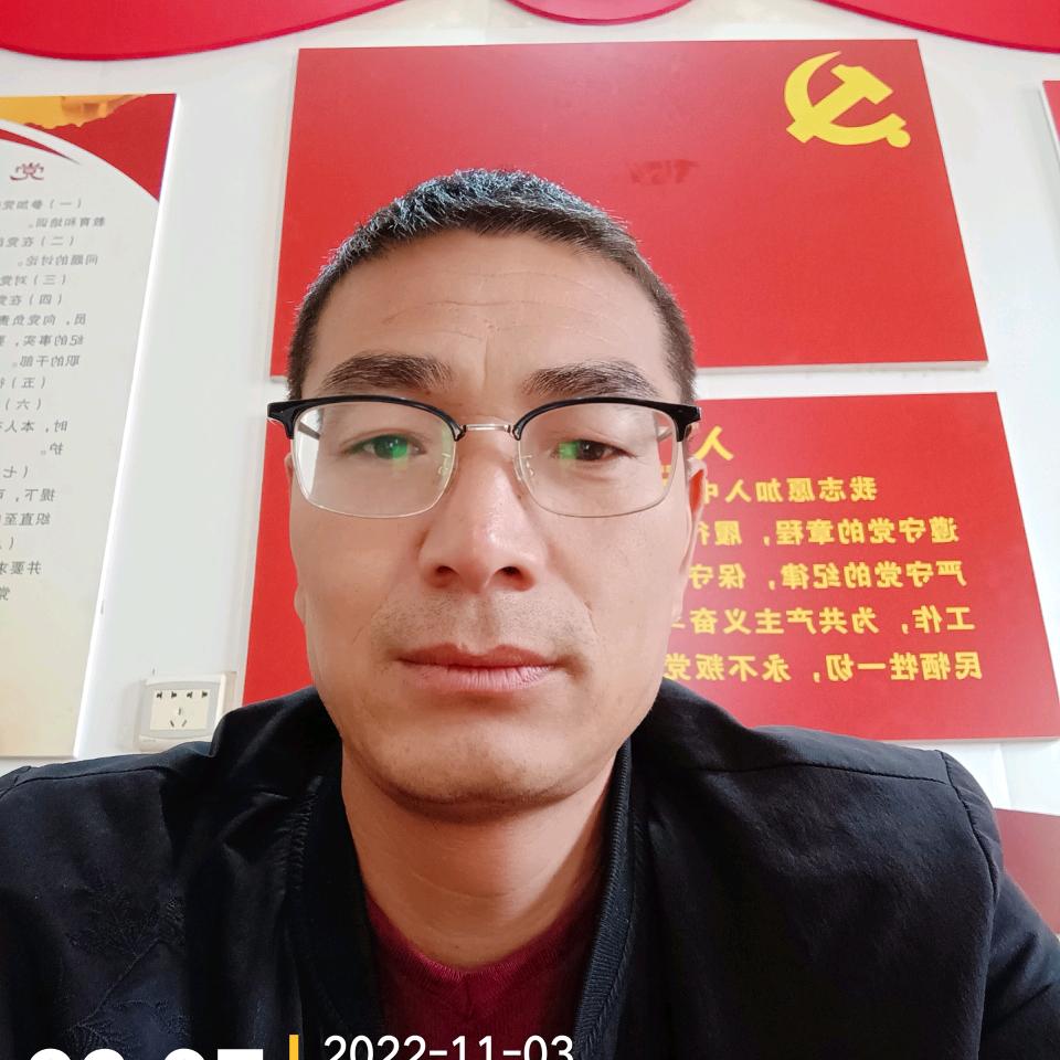 我姓张，一张不够花。