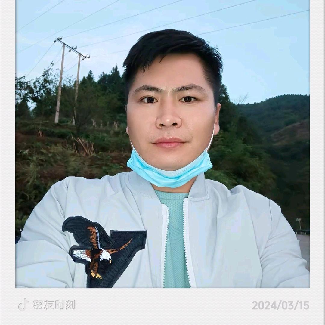 雅迪电动车刘洪向