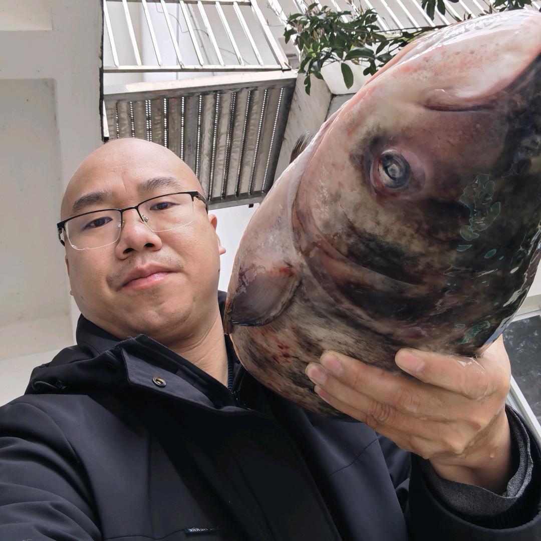 高仲村驻村第一书记