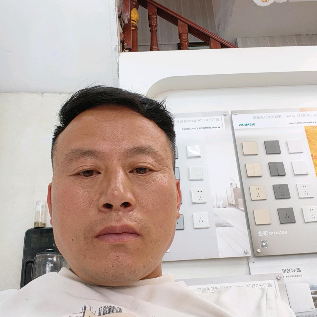 晒晒乐太阳能三轮四轮车顶