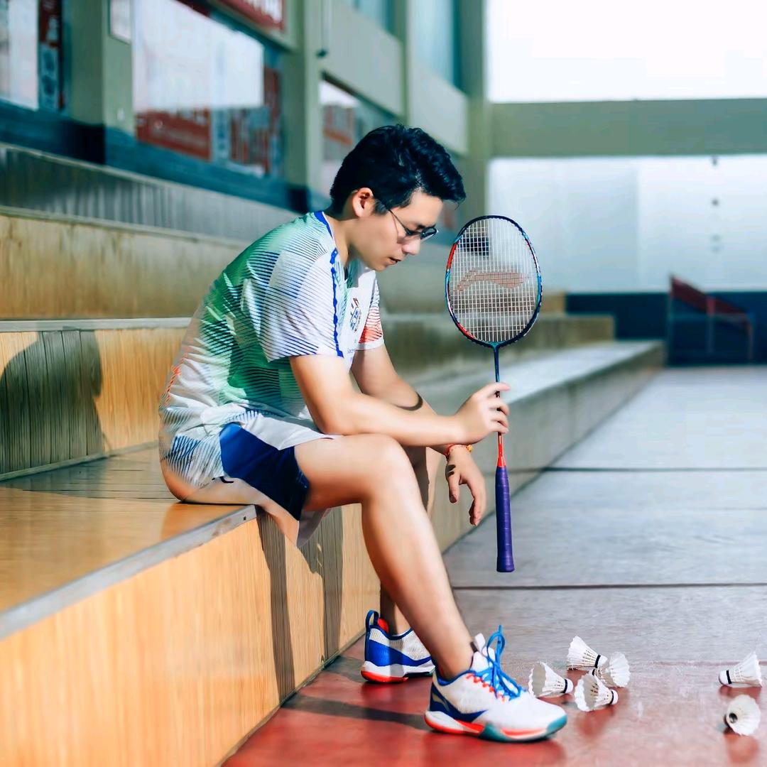 小新不打球～biu🏸