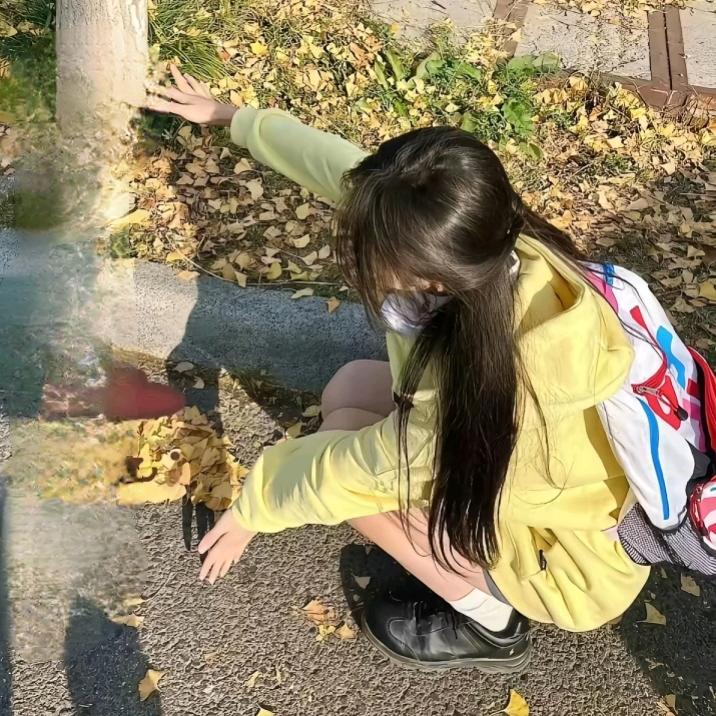 优优爱吃鸡爪