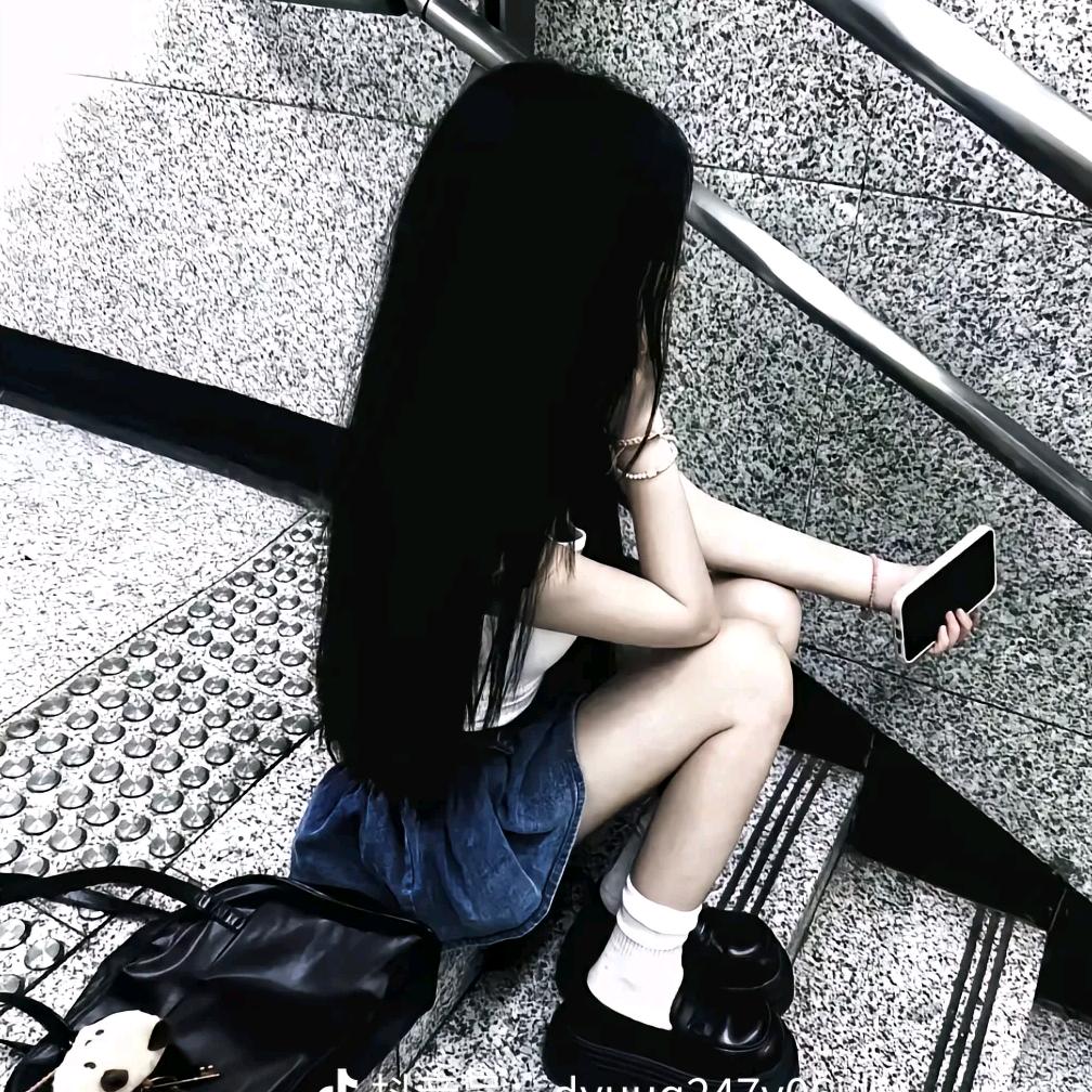 伊伊