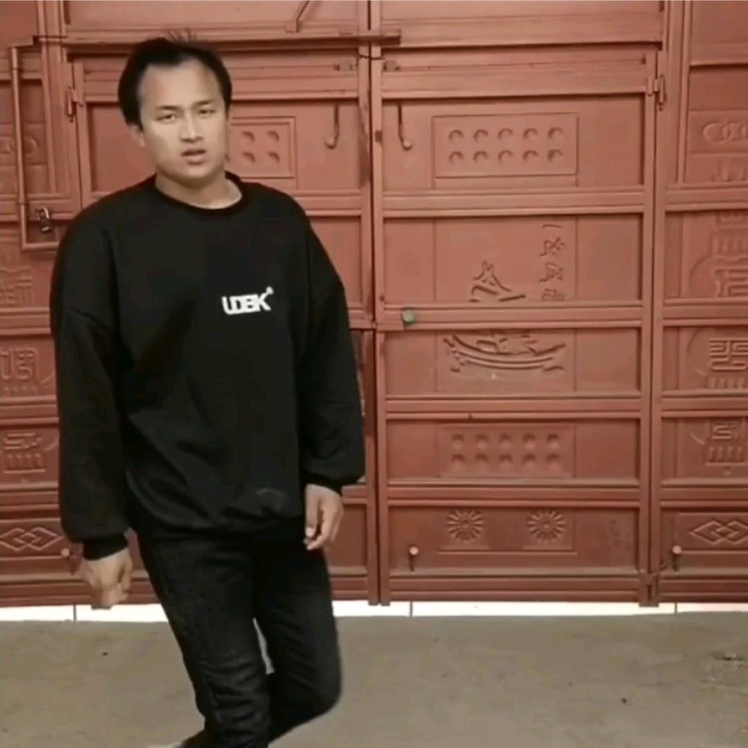 小辉孤身奋战