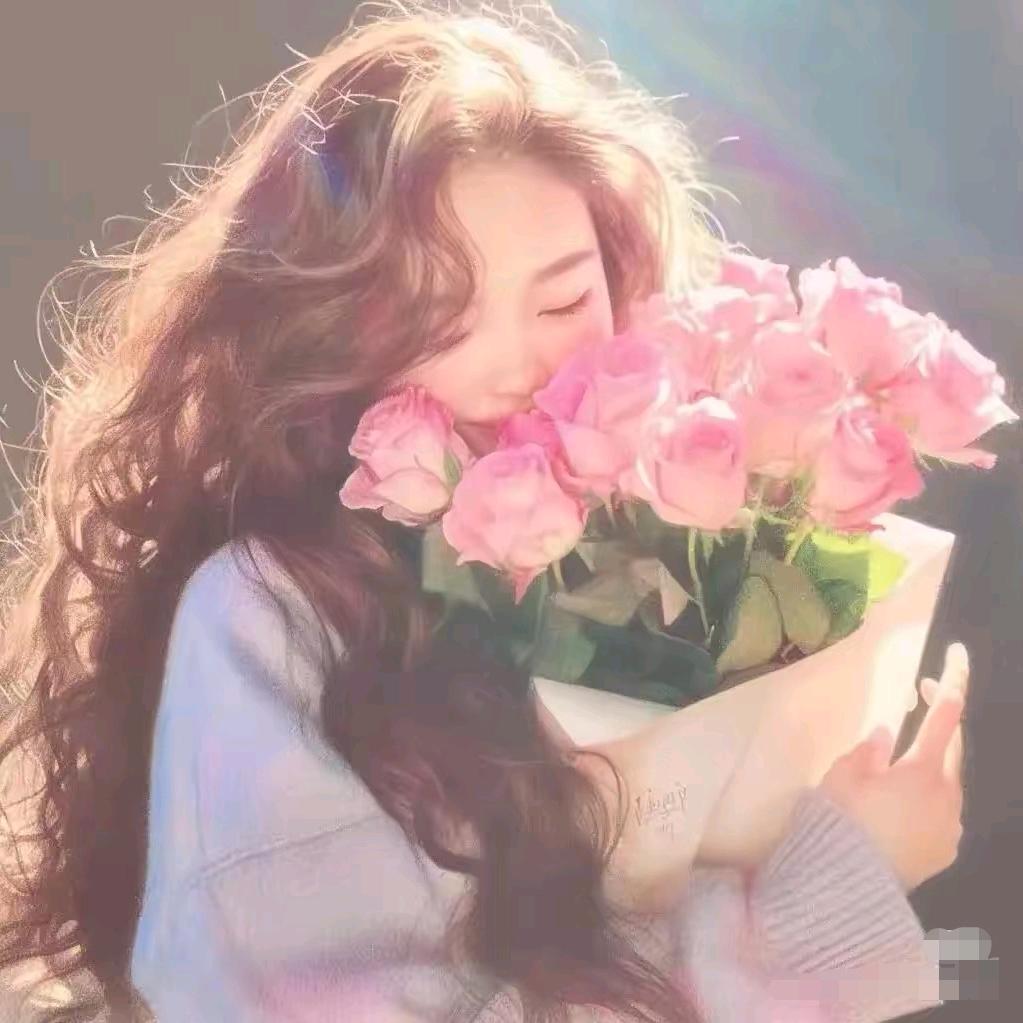 苟家的雅芝头像