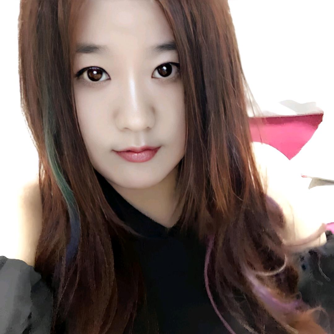黑妞@