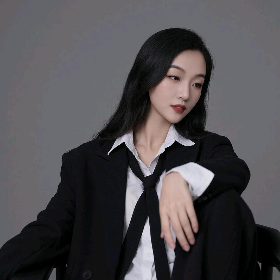 @西·贝·贾*