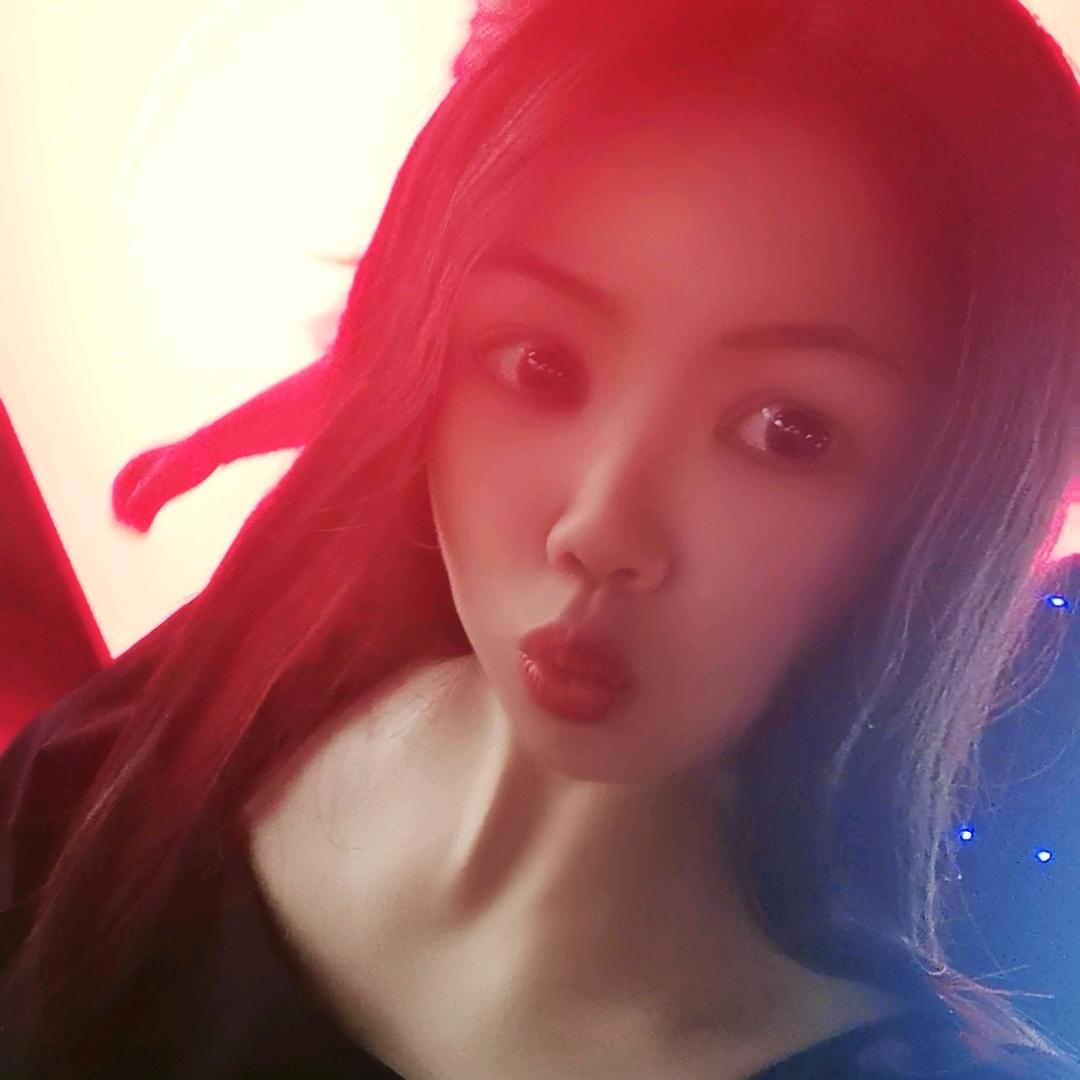 ღ᭄玲珑🍒᭄💞࿐