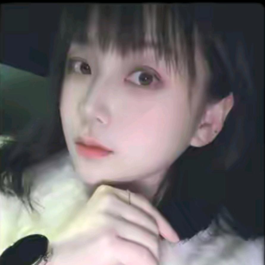 小姢！