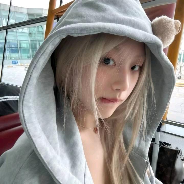 权熙熙熙.