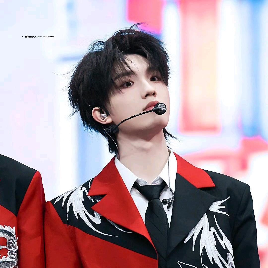 TOP登陆少年-苏新皓