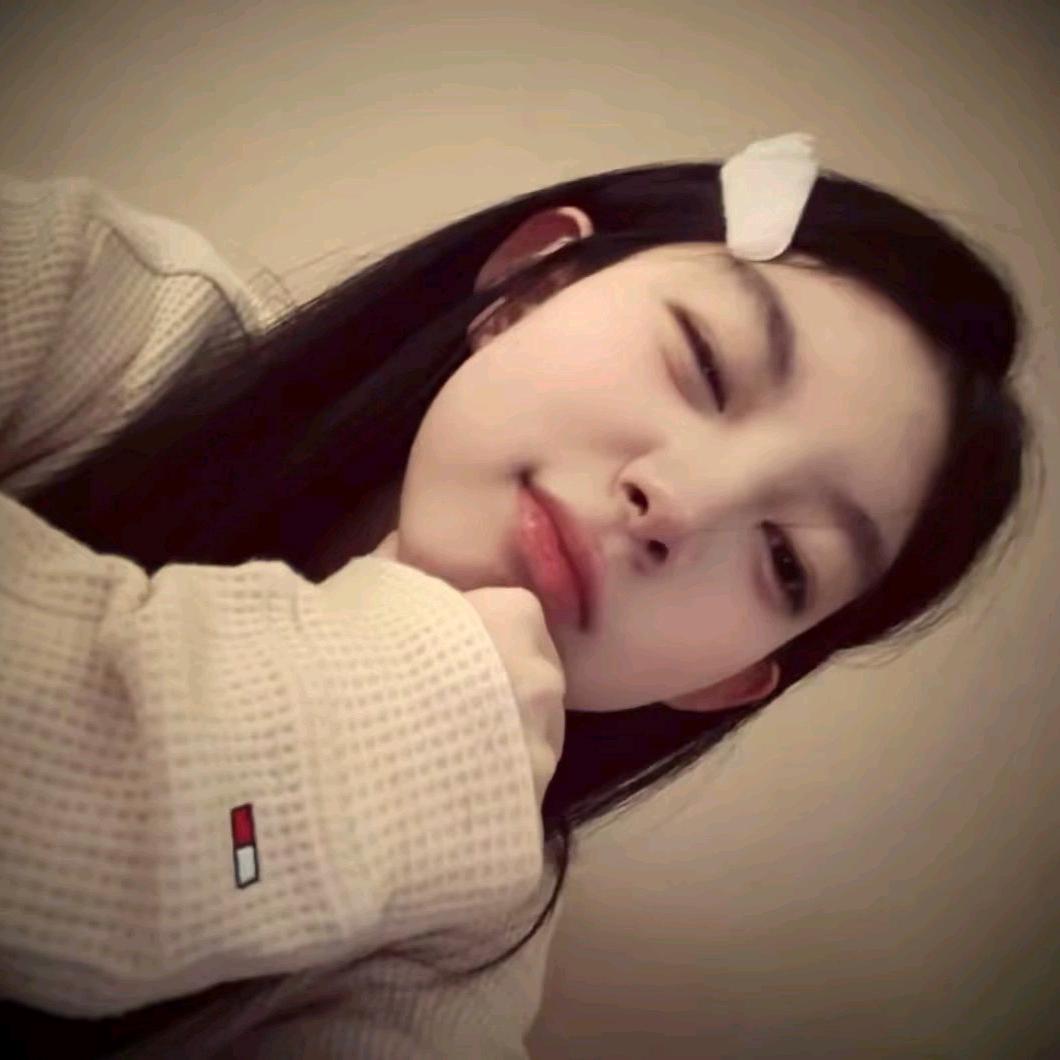 小𝟳.