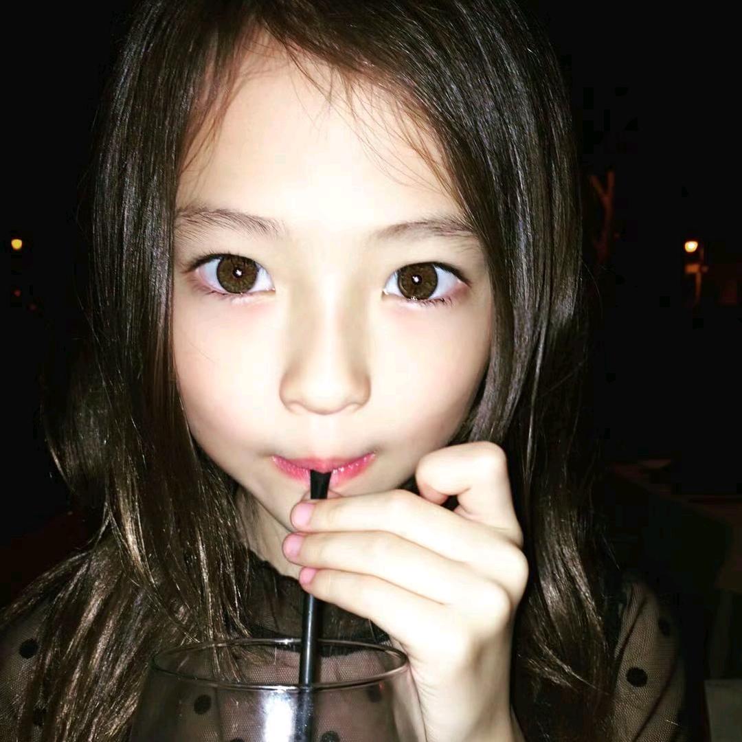 爸 爸