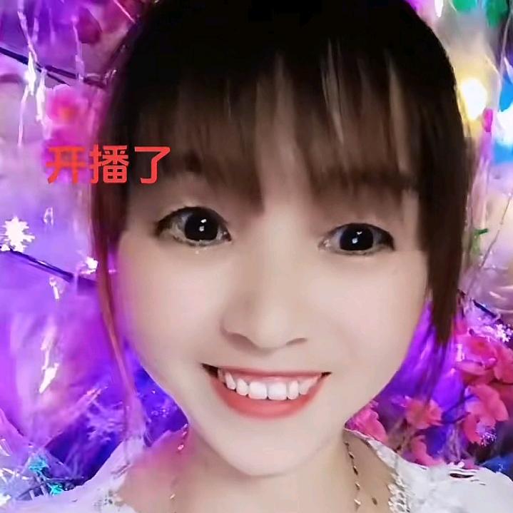 董姐每个星期天早上5点直播