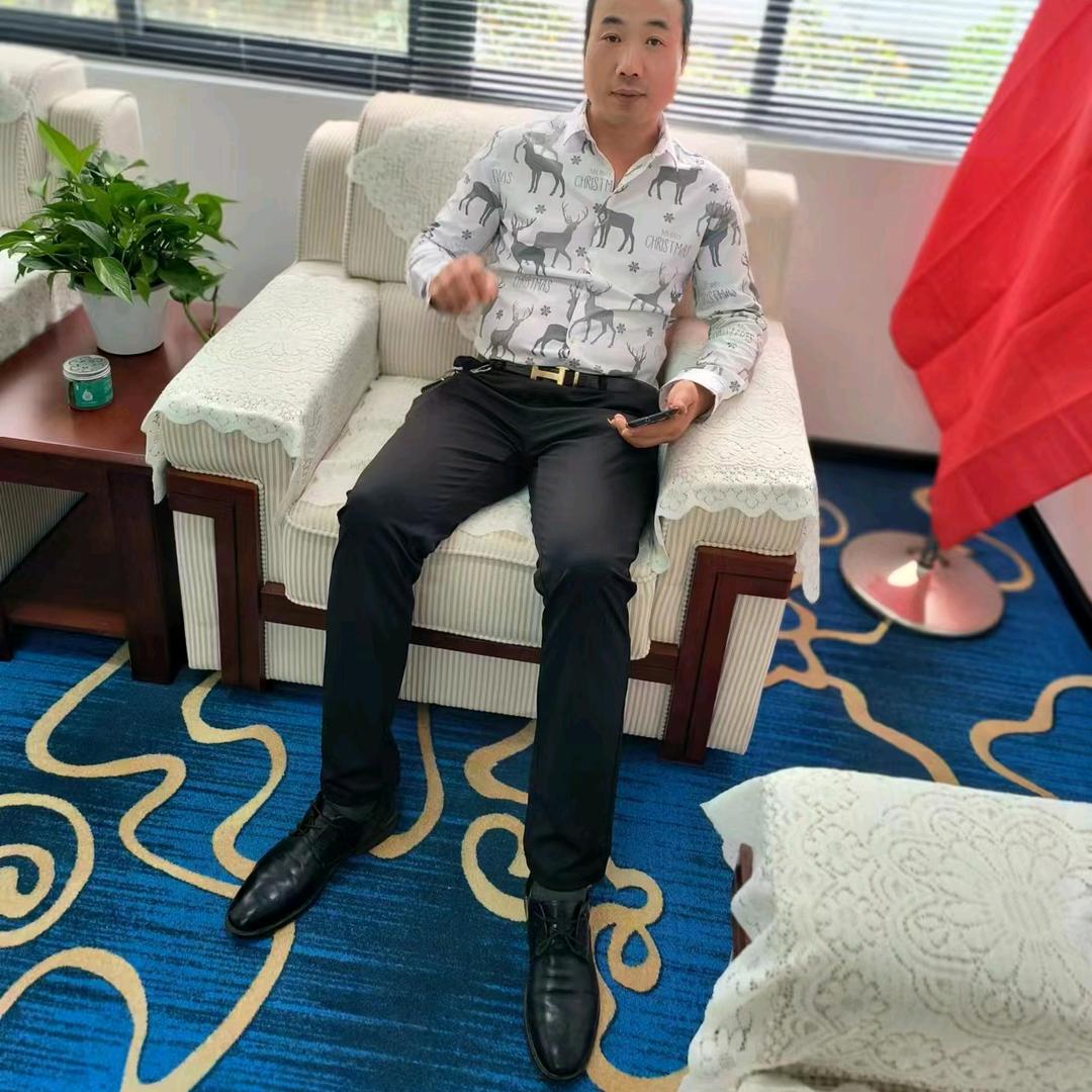 李拜天