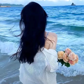 慕晚ε(*･ω･)_/ﾟ:･☆