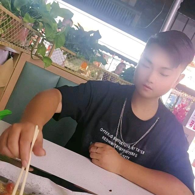 指尘、花凉忆成殇