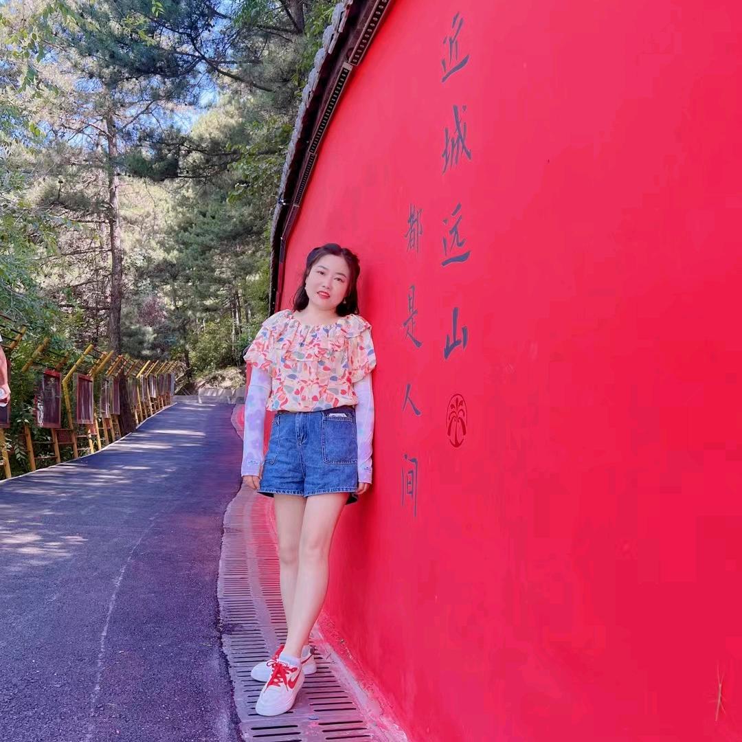 花儿爱上忘情草