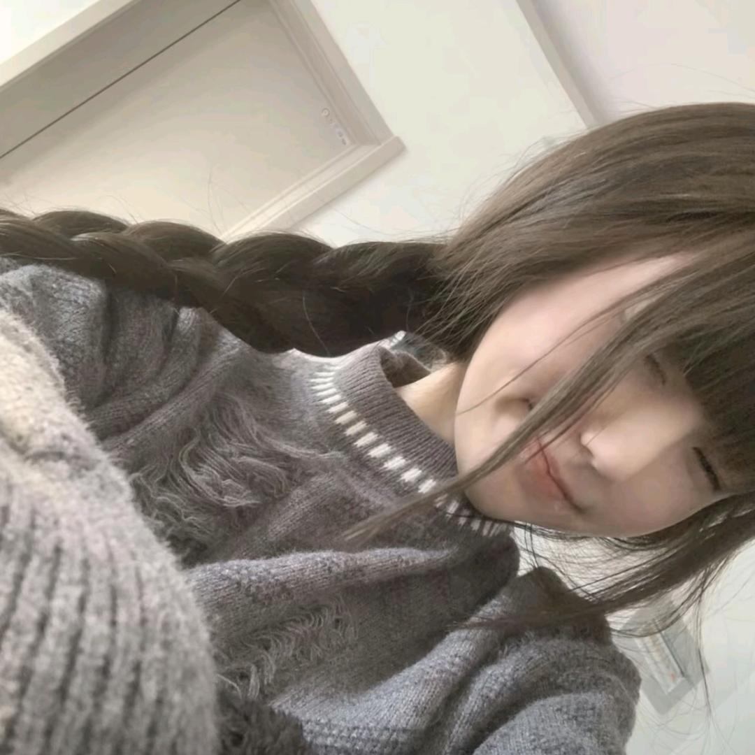 yuri头像