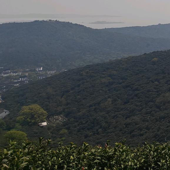 群山