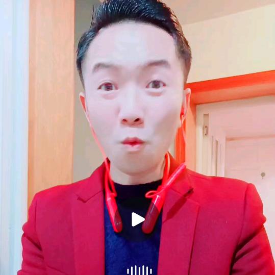 川锅锅(开吊车）