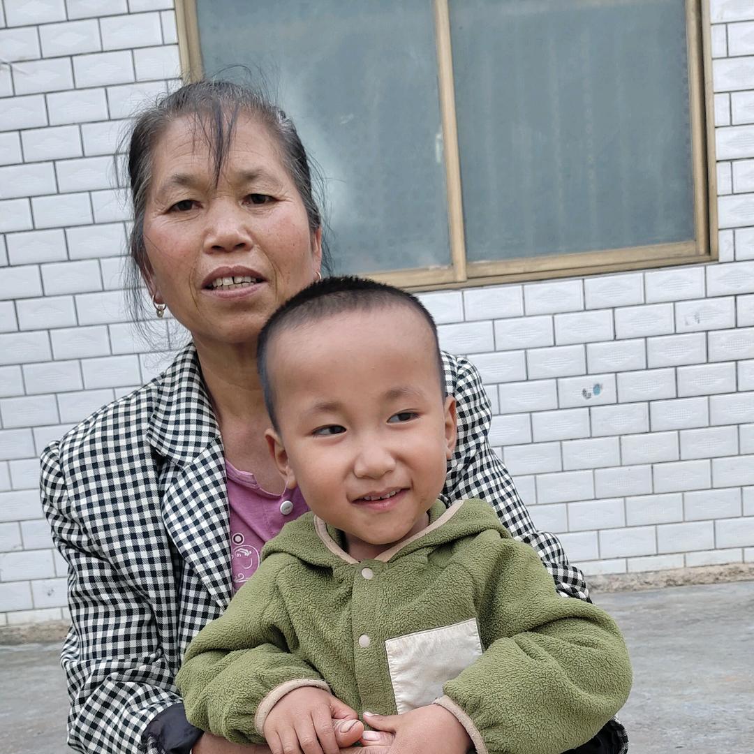 守护小松妈妈