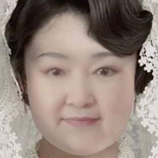幸运姐，早八点直播，用清唱陪家人们一起疯