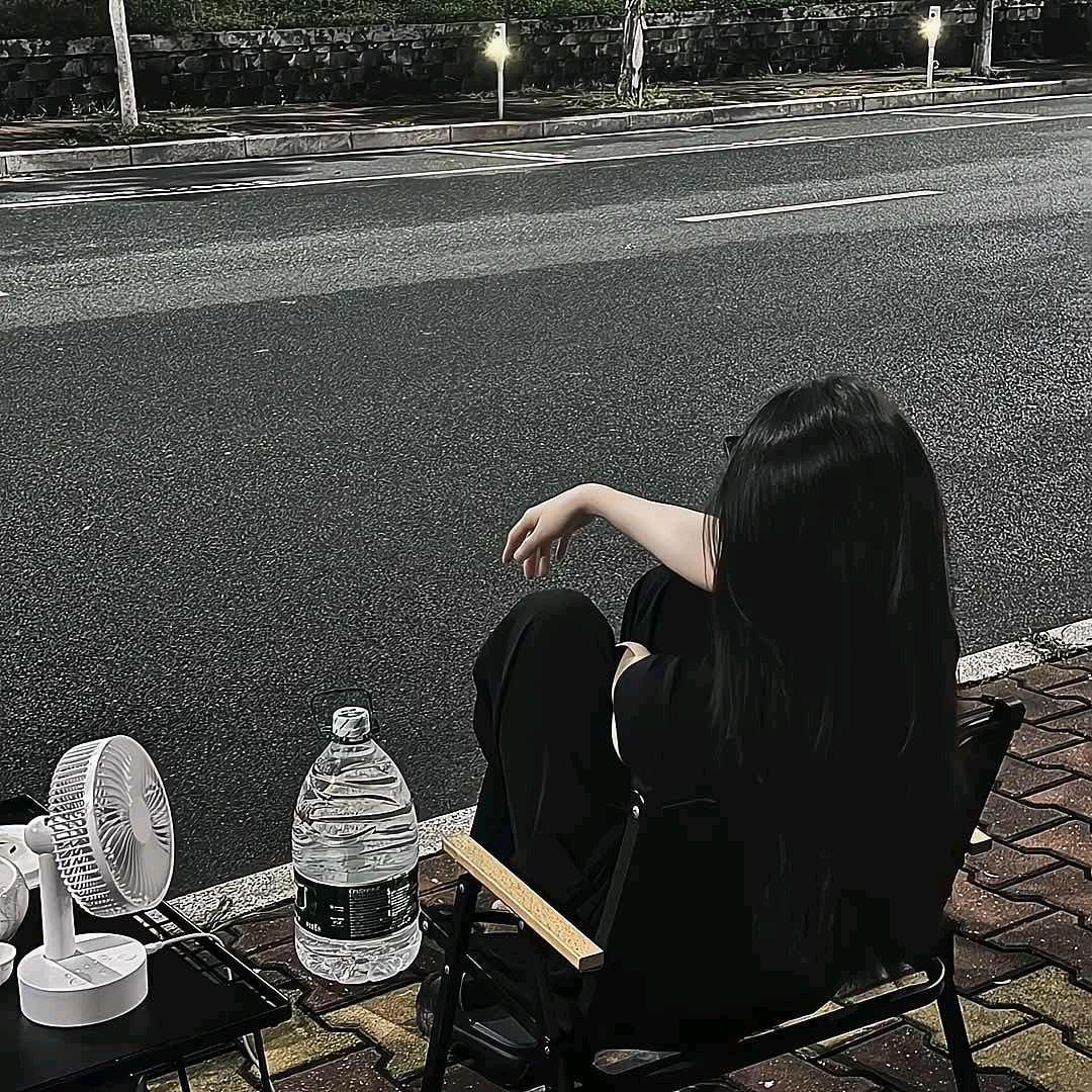 ✃