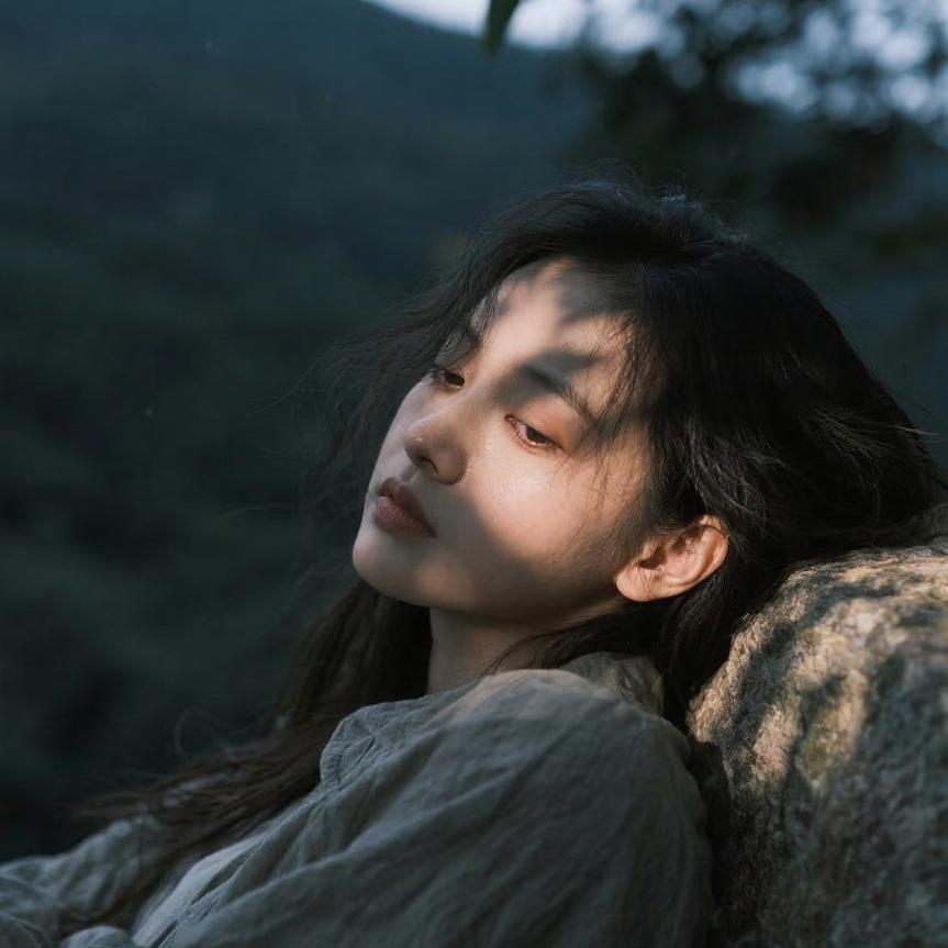 轻舟已过万重山🌸